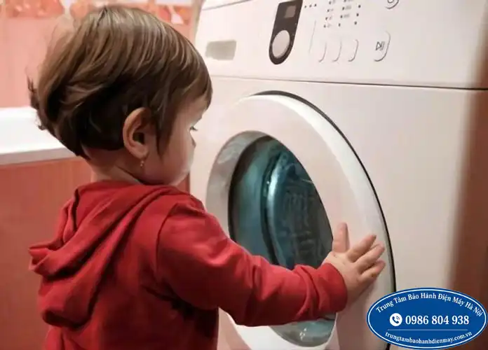 Sửa máy giặt Bosch hỏng khóa cửa tại Hà Nội