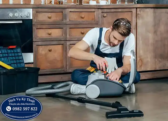 Sửa máy hút bụi Electrolux không vào điện tại Hà Nội