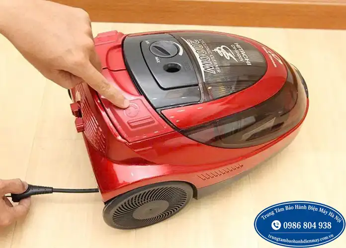 Kiểm tra máy hút bụi Hitachi không hoạt động