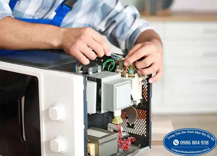 Sửa lò vi sóng Panasonic không vào điện tại Hà Nội