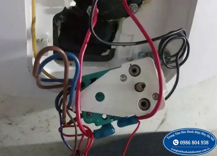 Sửa bình nóng lạnh không nóng tại Hà Nội