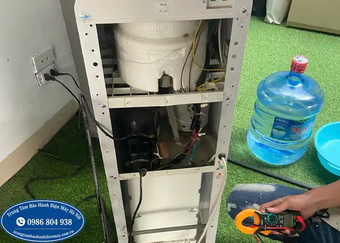 Sửa cây nước Sanaky không lạnh tại Hà Nội