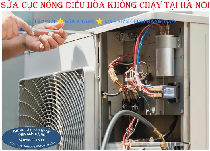Thợ kỹ thuật kiểm tra sửa cục nóng điều hòa không chạy