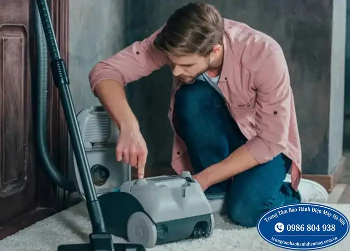 Sửa máy hút bụi chạy được một lúc lại dừng tại Hà Nội