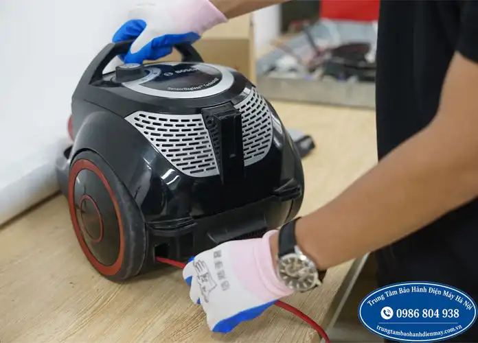 Kiểm tra máy hút bụi tại nhà