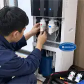 Thay Vòi Cây Nước Nóng Lạnh Tại Hà Nội